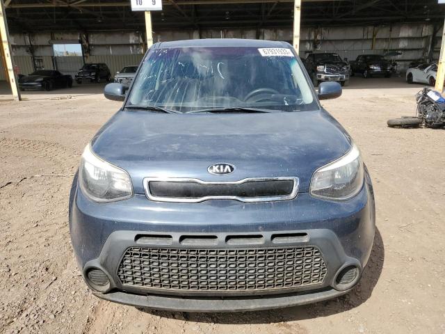 KNDJP3A57F7184719 - 2015 KIA SOUL + BLUE photo 5