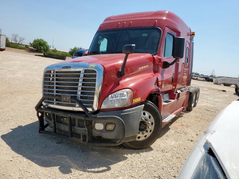 3AKJGLD58FSFN3445 - 2015 FREIGHTLINER CASCADIA 1 RED photo 2