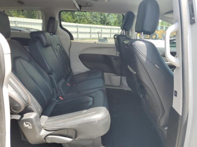 2C4RC1EG3HR560560 - 2017 CHRYSLER PACIFICA TOURING L PLUS CREAM photo 11