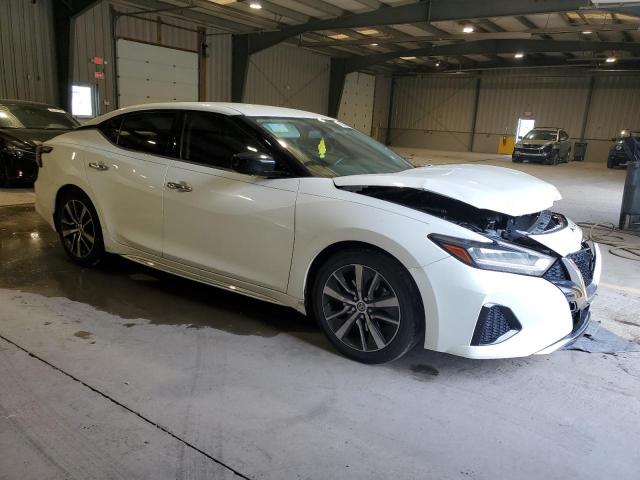 1N4AA6AV7KC366575 - 2019 NISSAN MAXIMA S WHITE photo 4