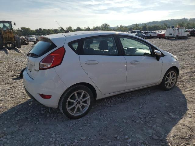 3FADP4EJ4GM175046 - 2016 FORD FIESTA SE WHITE photo 3