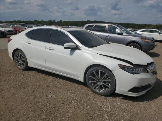 19UUB2F75GA011044 - 2016 ACURA TLX ADVANCE WHITE photo 4