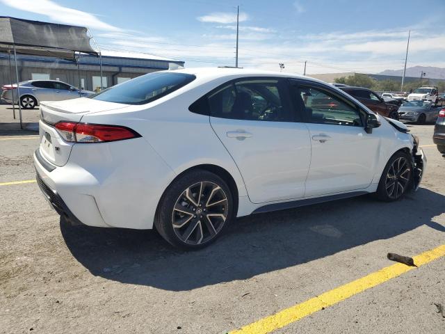 JTDS4MCE8N3500022 - 2022 TOYOTA COROLLA SE 白色 照片 3