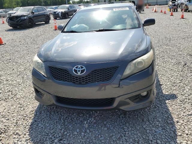 4T1BF3EK3BU683435 - 2011 TOYOTA CAMRY BASE GRAY photo 5
