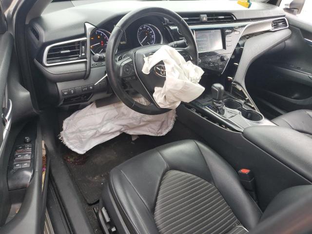 4T1B11HK7JU075804 - 2018 TOYOTA CAMRY L 银色 照片 8