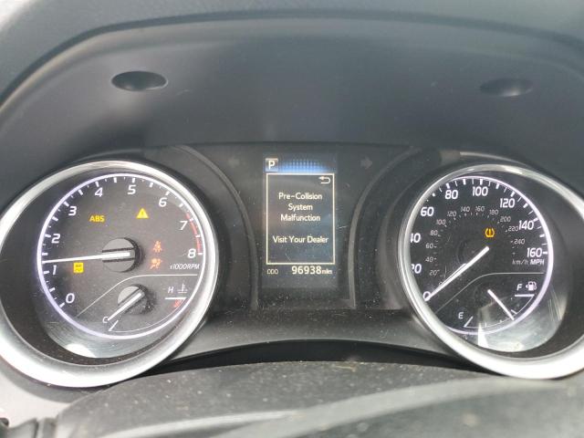 4T1B11HK7JU075804 - 2018 TOYOTA CAMRY L 银色 照片 9