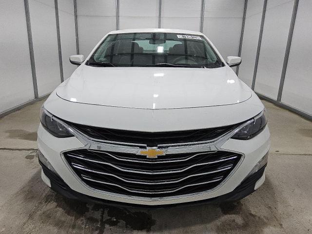 1G1ZD5ST2MF001906 - 2021 CHEVROLET MALIBU LT WHITE photo 5