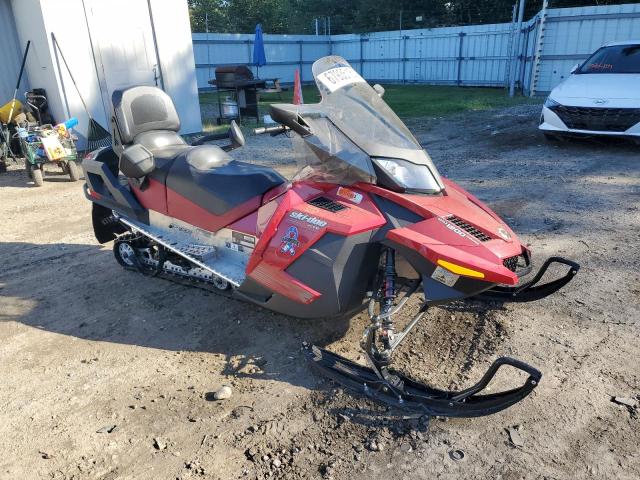 2BPSEP9A69V000089 - 2009 SKI DOO GTX RED photo 1