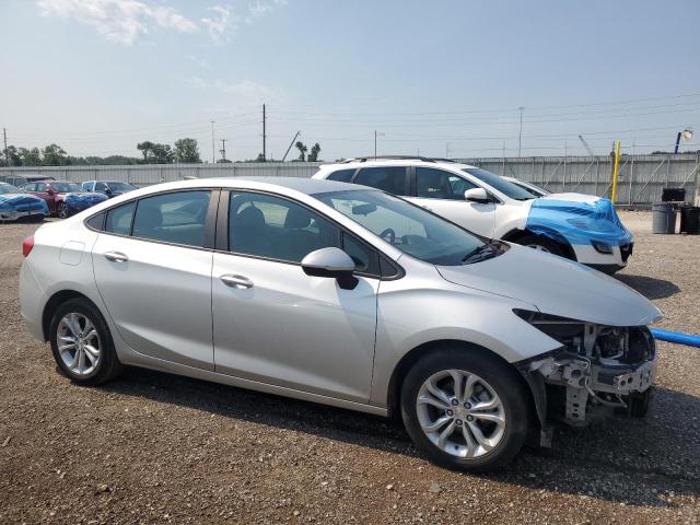 1G1BC5SM7K7114125 - 2019 CHEVROLET CRUZE LS SILVER photo 4