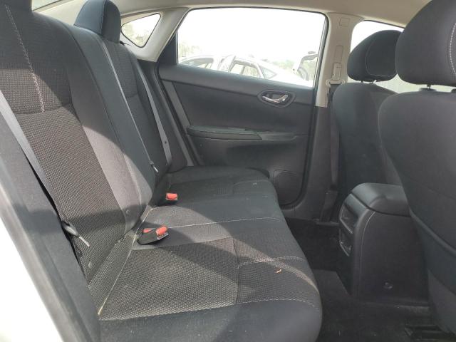 3N1AB7AP7JY214478 - 2018 NISSAN SENTRA S 银色 照片 10