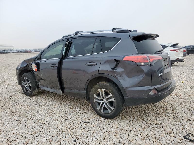 JTMZFREV3JJ177961 - 2018 TOYOTA RAV4 LE Сірий фото 2