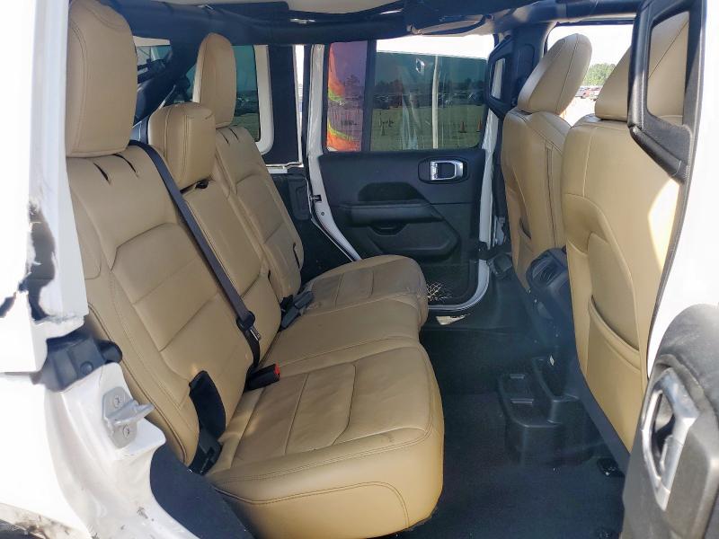 1C4HJXEN3JW226092 - 2018 JEEP WRANGLER U SAHARA Biały zdjęcie 11