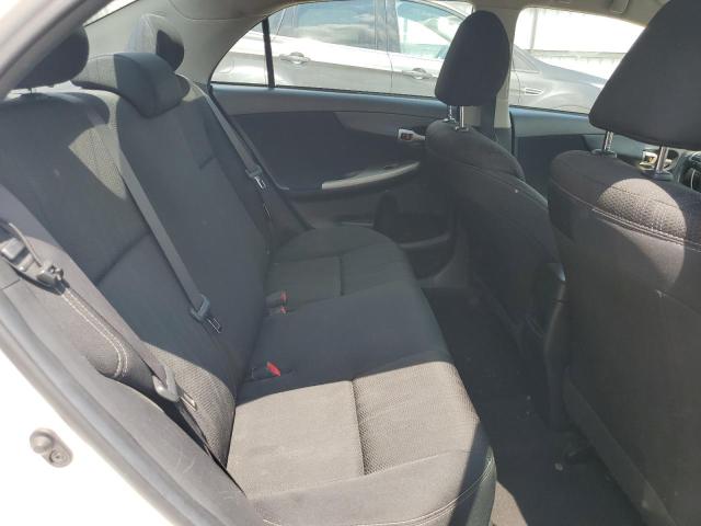 2T1BU4EE8DC039391 - 2013 TOYOTA COROLLA BASE 白色 照片 10