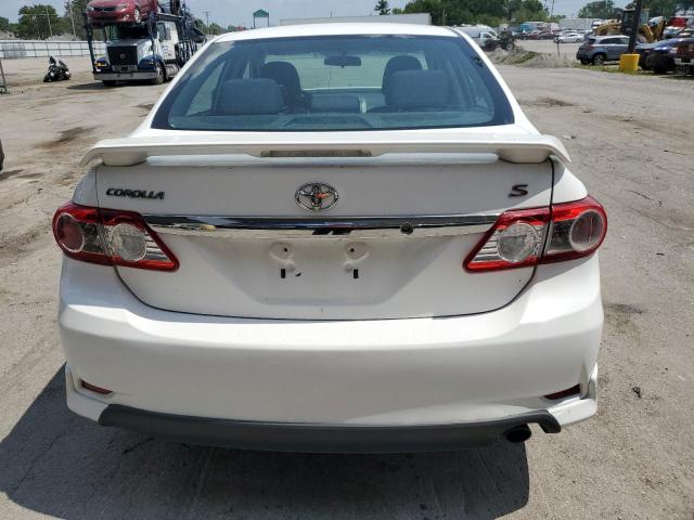 2T1BU4EE8DC039391 - 2013 TOYOTA COROLLA BASE 白色 照片 6