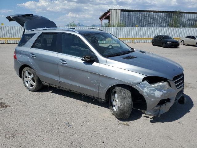 4JGDA5JB0FA452461 - 2015 MERCEDES-BENZ ML 350 SILVER photo 4