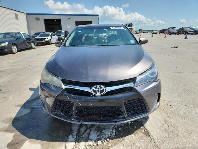 4T1BF1FK4FU940711 - 2015 TOYOTA CAMRY LE GRAY photo 5