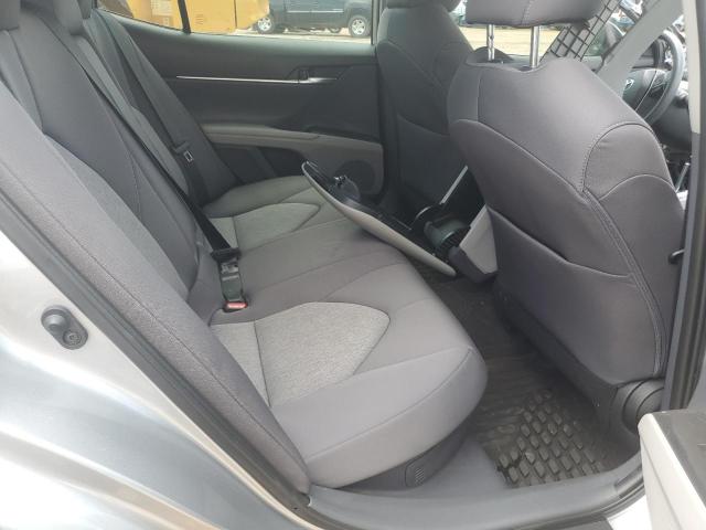 4T1C31AKXNU587183 - 2022 TOYOTA CAMRY LE SILVER photo 10