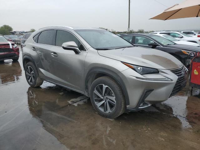 JTJYARBZ7J2097085 - 2018 LEXUS NX 300 BASE 灰色 照片 4