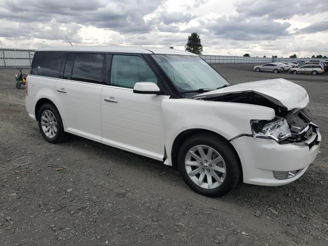 2FMHK6CC1ABD01992 - 2010 FORD FLEX SEL WHITE photo 4