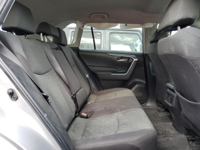 2T3W1RFVXPW248440 - 2023 TOYOTA RAV4 XLE ვერცხლისფერი ფოტო 10