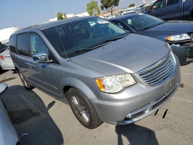 2C4RC1CG3DR806536 - 2013 CHRYSLER TOWN & COU TOURING L GRAY photo 4