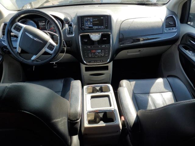 2C4RC1CG3DR806536 - 2013 CHRYSLER TOWN & COU TOURING L GRAY photo 8