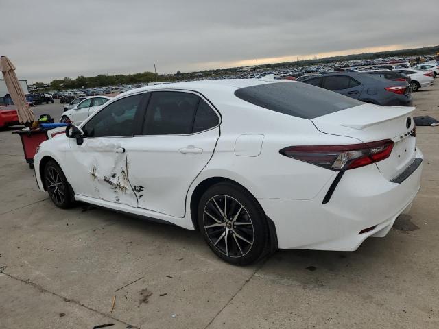 4T1T11AK0PU783934 - 2023 TOYOTA CAMRY SE NIGHT SHADE WHITE photo 2