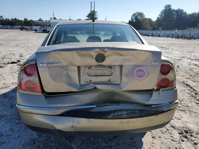 WVWPH63B01P073031 - 2001 VOLKSWAGEN PASSAT GLS GOLD photo 6