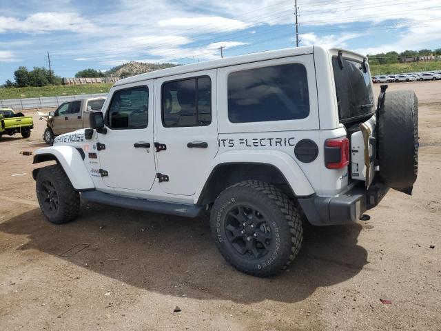 1C4JJXP63MW864273 - 2021 JEEP WRANGLER U SAHARA 4XE WHITE photo 2