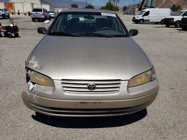 JT2BF28K5X0218012 - 1999 TOYOTA CAMRY LE Braun Foto 5