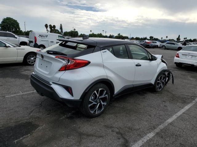 JTNKHMBX1N1136122 - 2022 TOYOTA C-HR XLE WHITE photo 3