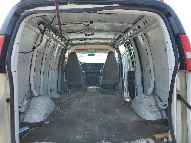 1GCWGAFG6K1284411 - 2019 CHEVROLET EXPRESS G2500 Ақ фото 10