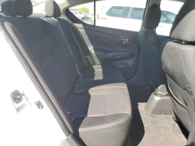 3N1CN7AP5JL822478 - 2018 NISSAN VERSA S 白色 照片 10