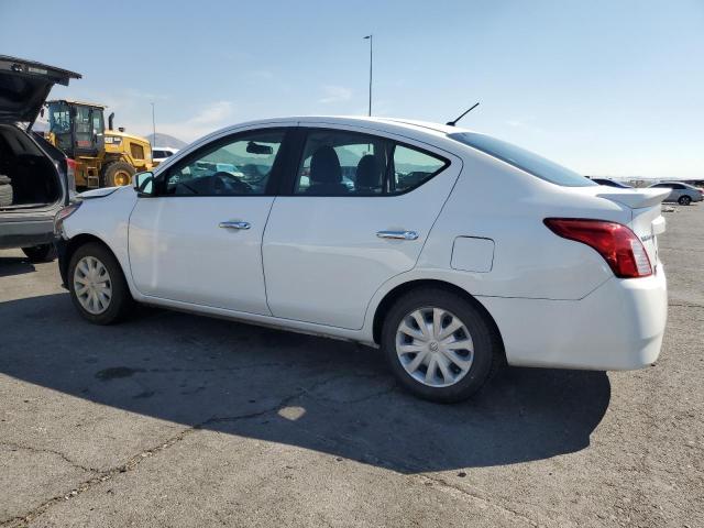 3N1CN7AP5JL822478 - 2018 NISSAN VERSA S 白色 照片 2