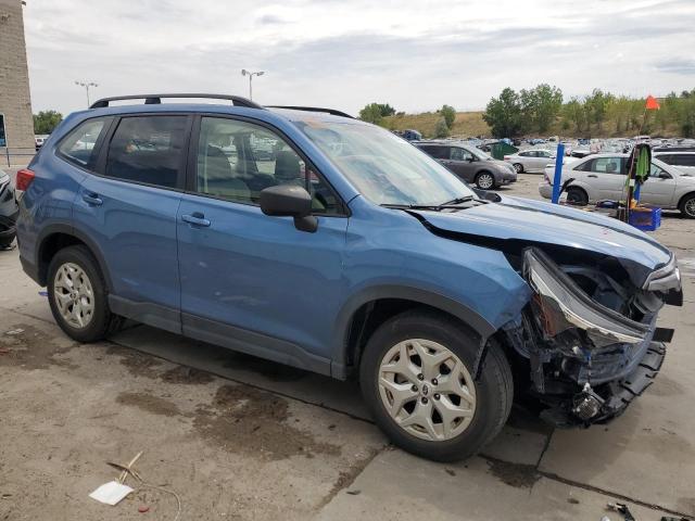 JF2SKACC1KH501869 - 2019 SUBARU FORESTER BLUE photo 4