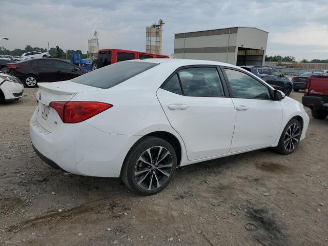 2T1BURHE0KC142293 - 2019 TOYOTA COROLLA L თეთრი ფოტო 3