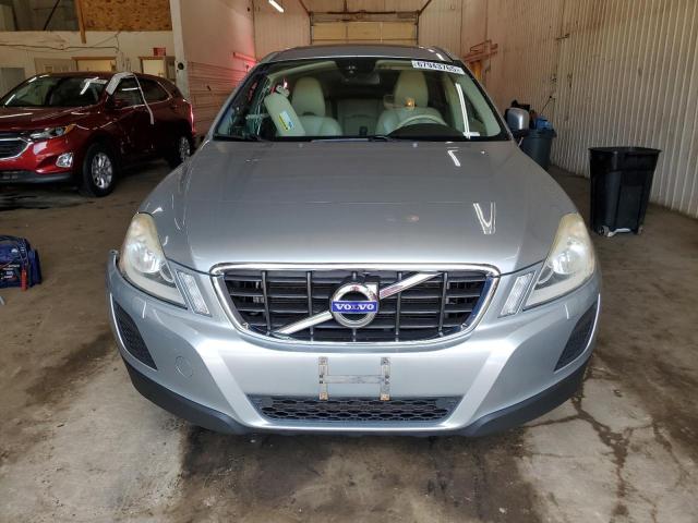 YV4902DZ3D2443911 - 2013 VOLVO XC60 T6 SILVER photo 5