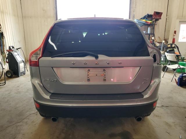 YV4902DZ3D2443911 - 2013 VOLVO XC60 T6 SILVER photo 6