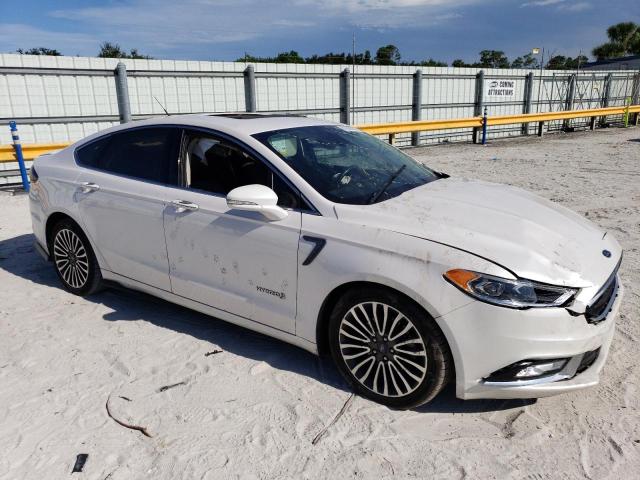 3FA6P0RU0JR189901 - 2018 FORD FUSION TITANIUM/PLATINUM HEV WHITE photo 4