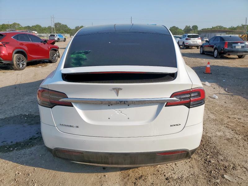 5YJXCBE24KF149494 - 2019 TESLA MODEL X Beyaz fotoğraf 6