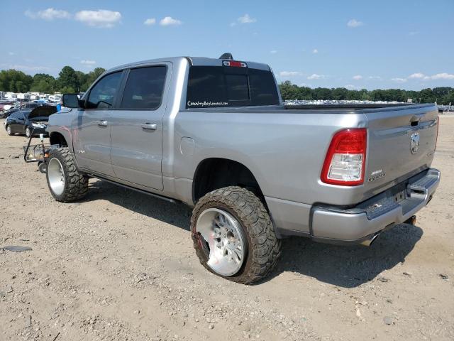 1C6SRFFTXKN704416 - 2019 RAM 1500 BIG HORN/LONE STAR SILVER photo 2