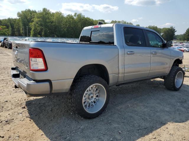 1C6SRFFTXKN704416 - 2019 RAM 1500 BIG HORN/LONE STAR SILVER photo 3