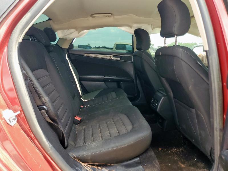 3FA6P0LUXKR263903 - 2019 FORD FUSION SE RED photo 10