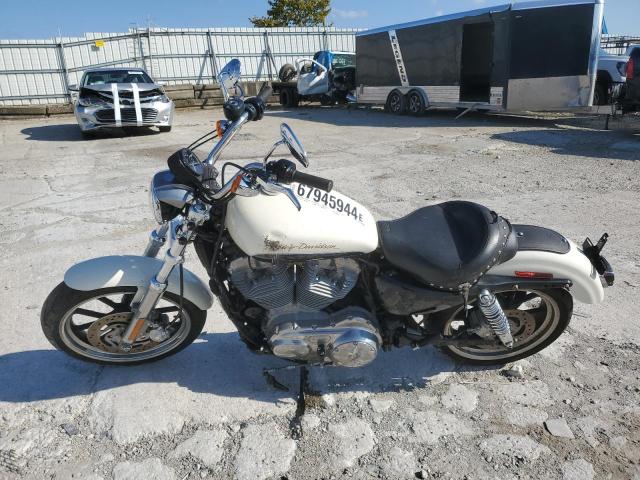 1HD4CR212DC430084 - 2013 HARLEY-DAVIDSON XL883 SUPERLOW WHITE photo 3