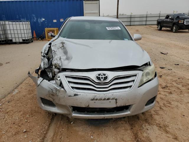 4T4BF3EK0BR193993 - 2011 TOYOTA CAMRY BASE SILVER photo 5