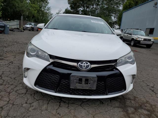4T1BF1FK3FU033805 - 2015 TOYOTA CAMRY LE WHITE photo 5