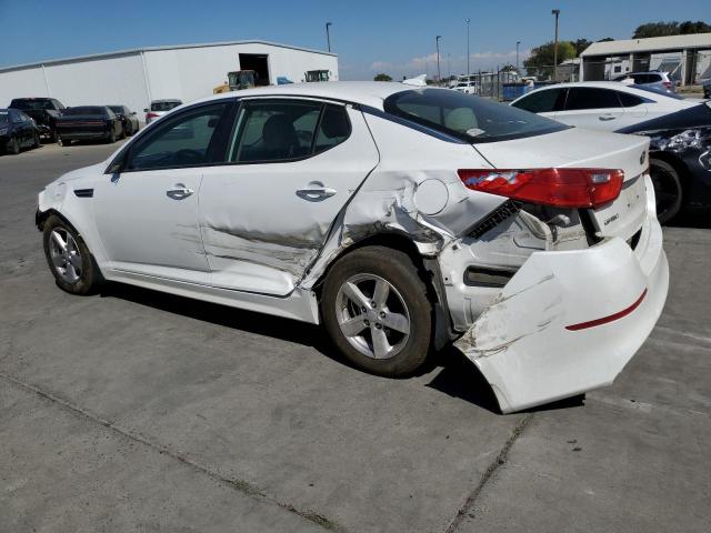 KNAGM4A70F5558252 - 2015 KIA OPTIMA LX WHITE photo 2