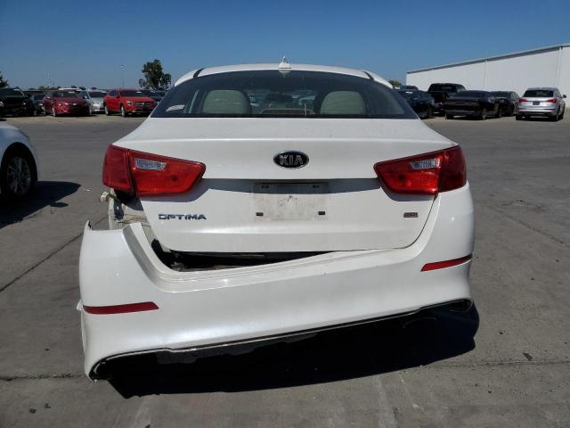 KNAGM4A70F5558252 - 2015 KIA OPTIMA LX WHITE photo 6