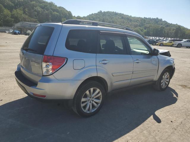 JF2SHAEC6DH402897 - 2013 SUBARU FORESTER LIMITED SILVER photo 3