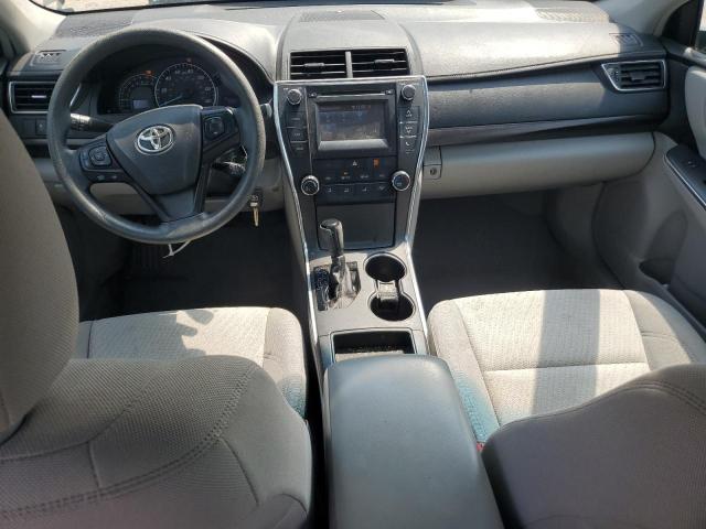 4T4BF1FK0FR482302 - 2015 TOYOTA CAMRY LE GRAY photo 8